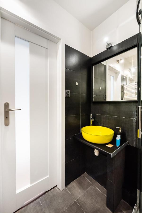 Ochota Funky Studio Apartment Warsawa Bagian luar foto
